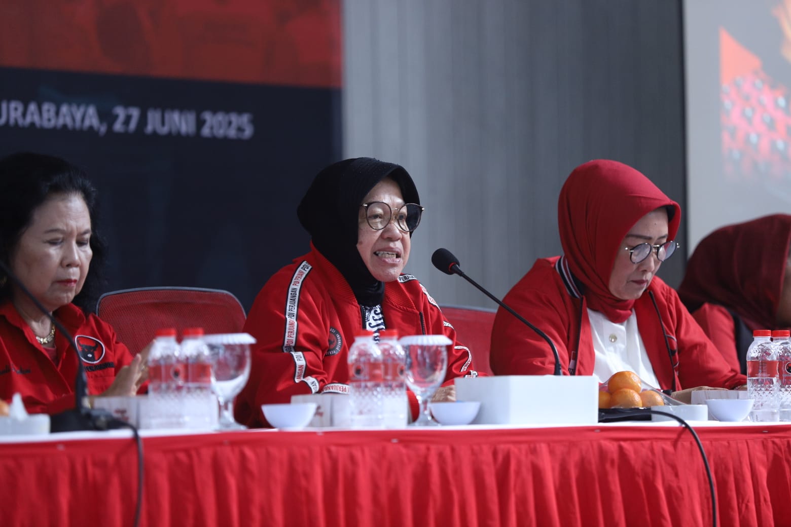 Antisipasi Potensi Bencana, Risma Koordinasikan Baguna PDI Perjuangan se-Jatim
