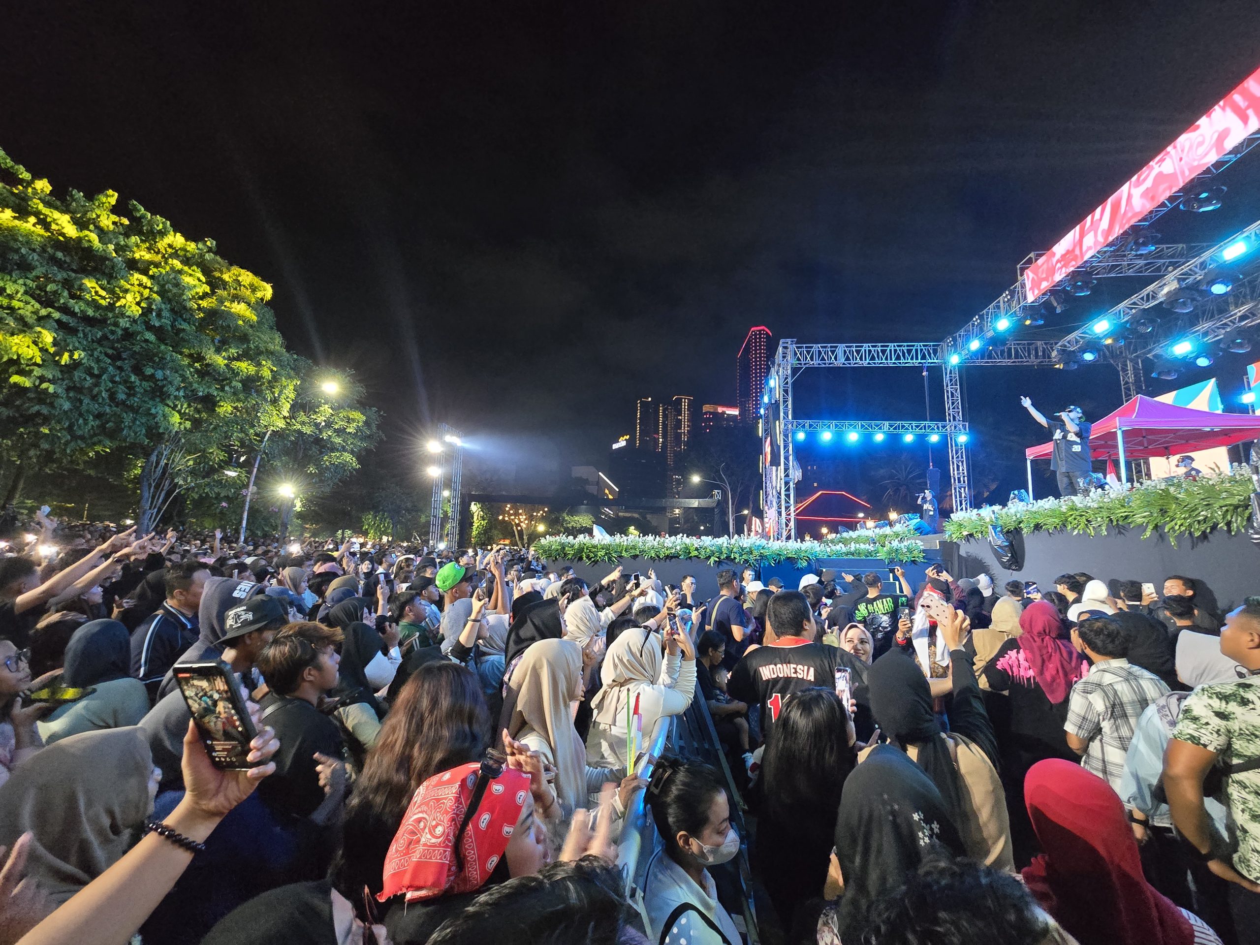 NDX AKA Sukses Bikin Ribuan Warga Jatim Bergoyang di Pesta Rakyat HUT ke-80 Kemerdekaan RI