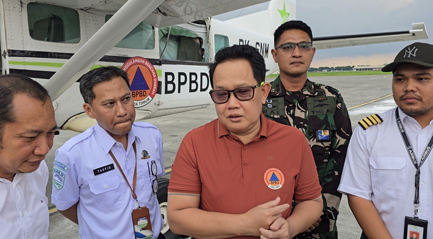 Pemprov Jatim Lakukan Operasi Modifikasi Cuaca Hadapi Bencana Hidrometeorologi